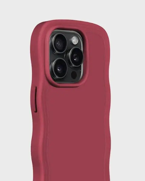 Holdit Telefonskal Wavy iPhone 15 Pro Max - Röd - Travels And Bags
