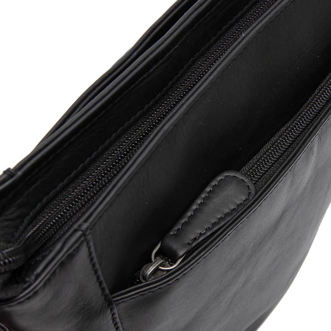 The Chesterfield Brand Moore Axelremsväska - Svart - Travels And Bags