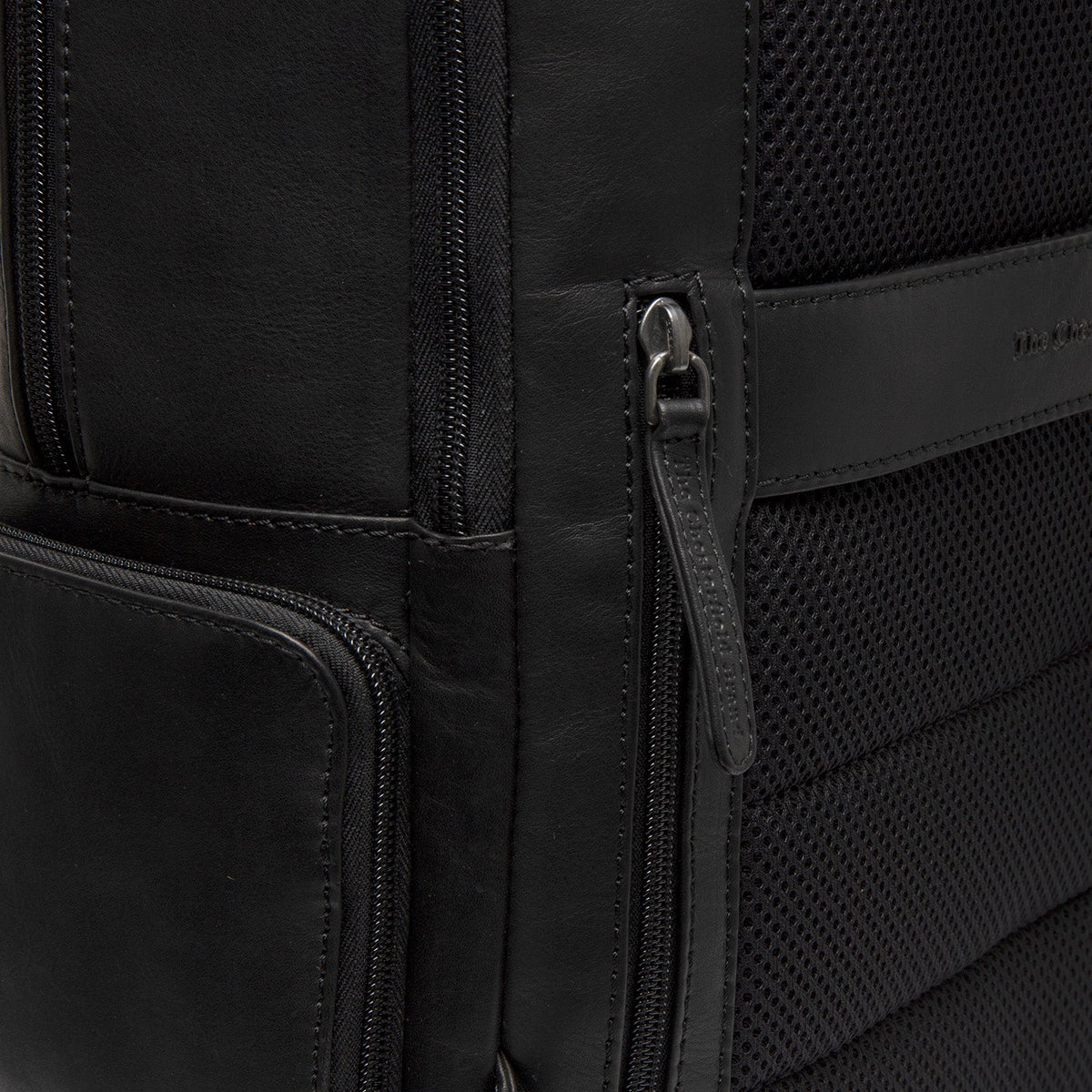The Chesterfield Brand Lennox Backpack 17"